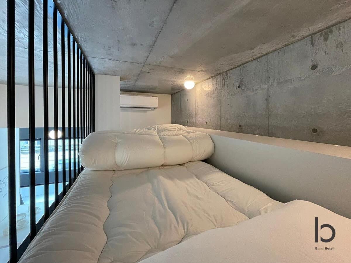 Bhotel Nekoyard - Stylish Loft Studio Steps From Peace Park Hiroshima Buitenkant foto