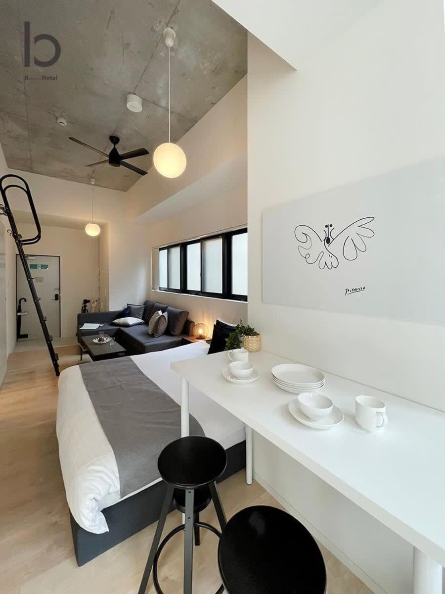 Bhotel Nekoyard - Stylish Loft Studio Steps From Peace Park Hiroshima Buitenkant foto